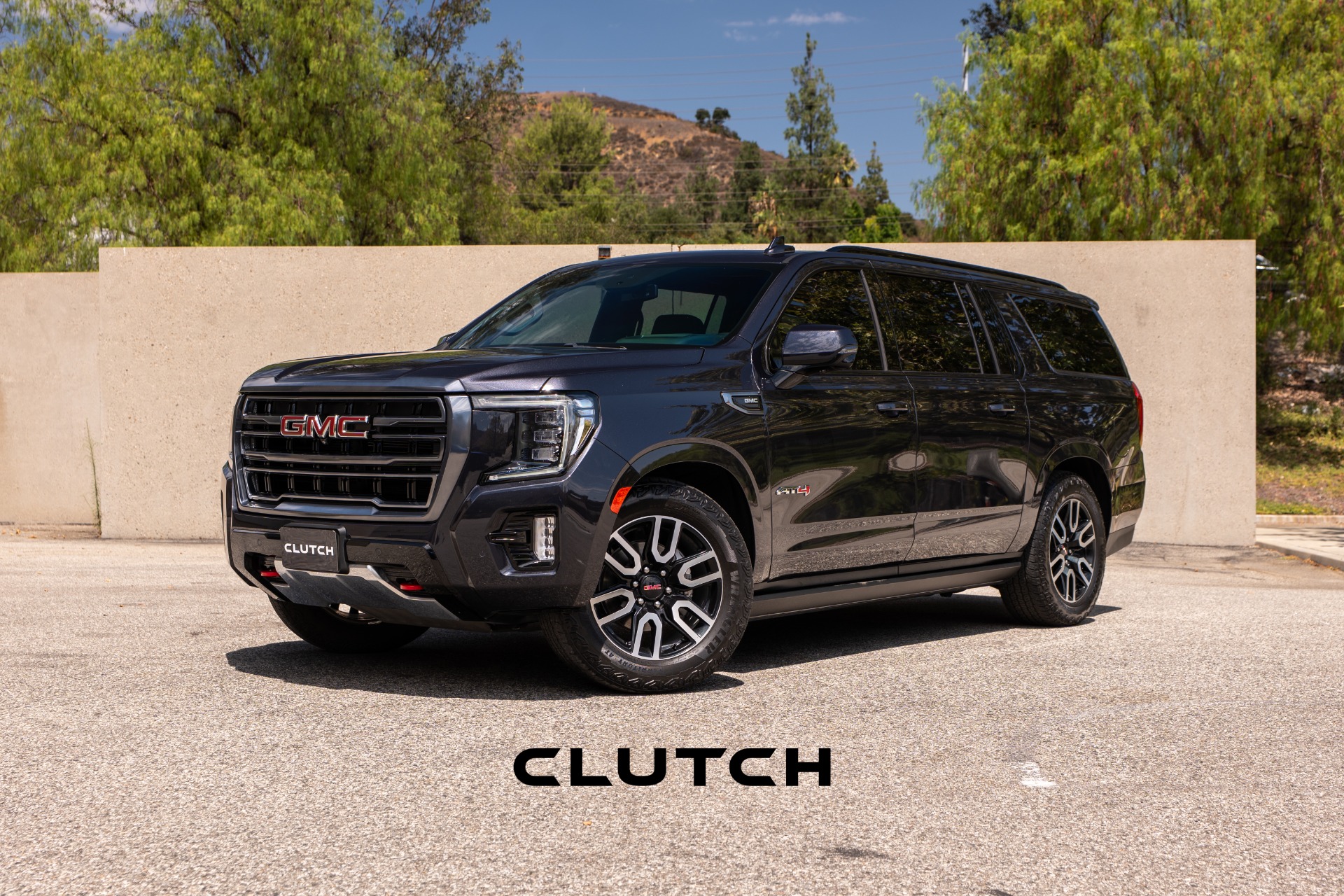 2023 GMC Yukon 4WD AT4's photo
