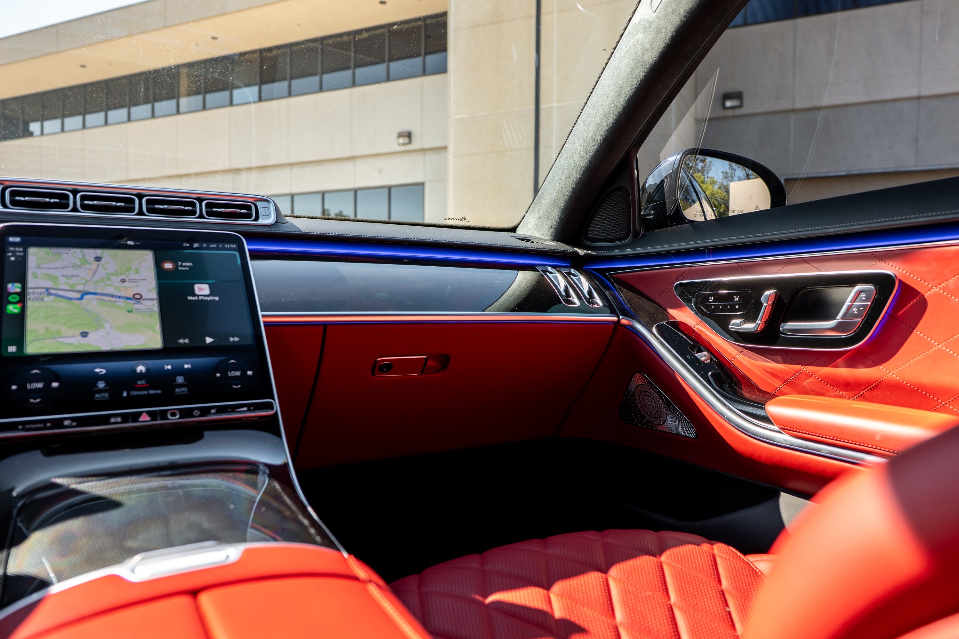2024 Mercedes-Benz S-Class S 580 - Photo 23